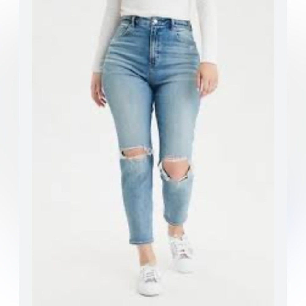 American Eagle Blue Highrise Curvy Fit Mom Jeans Distressed Cotton Size 4